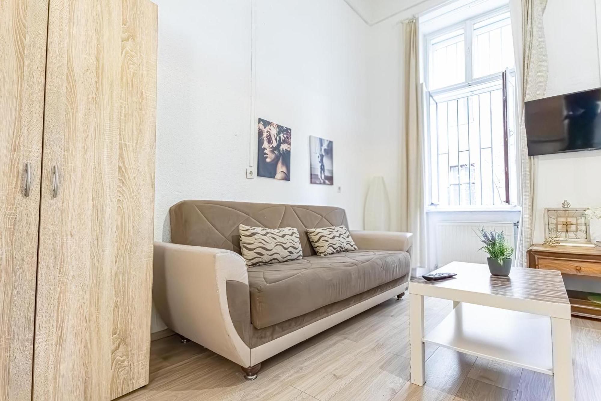Chic Apartment- Suitable For Longstays Near Matzleinsforferplatz Vienna Exterior photo